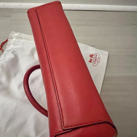 Coach sling bag - Picture 6 of 6